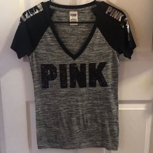 VS pink v-neck tee